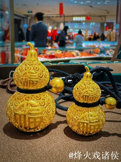 文班亚马不止参禅 还戴上了中国“福禄”葫芦