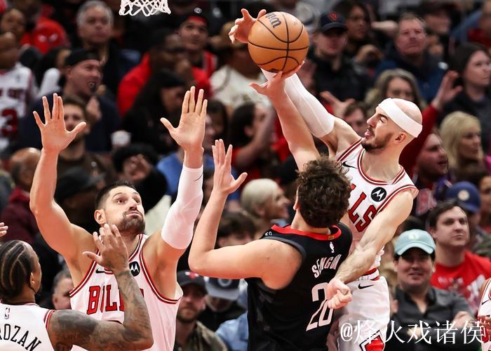 爵士擒公牛止6连败 格林关键三分火箭克尼克斯 爵士擒公牛止6连败 格林关键三分火箭克尼克斯